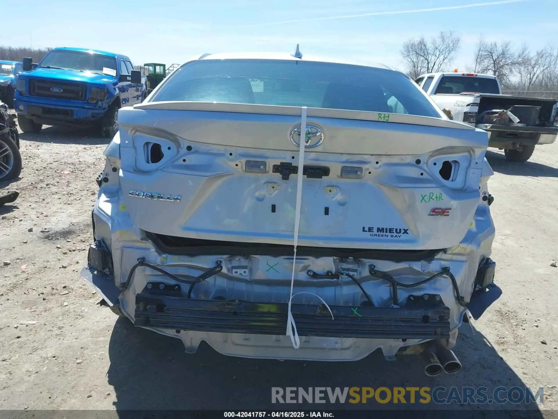 17 fotografías del automóvil dañado 5YFP4MCE0RP196915 TOYOTA COROLLA 2024