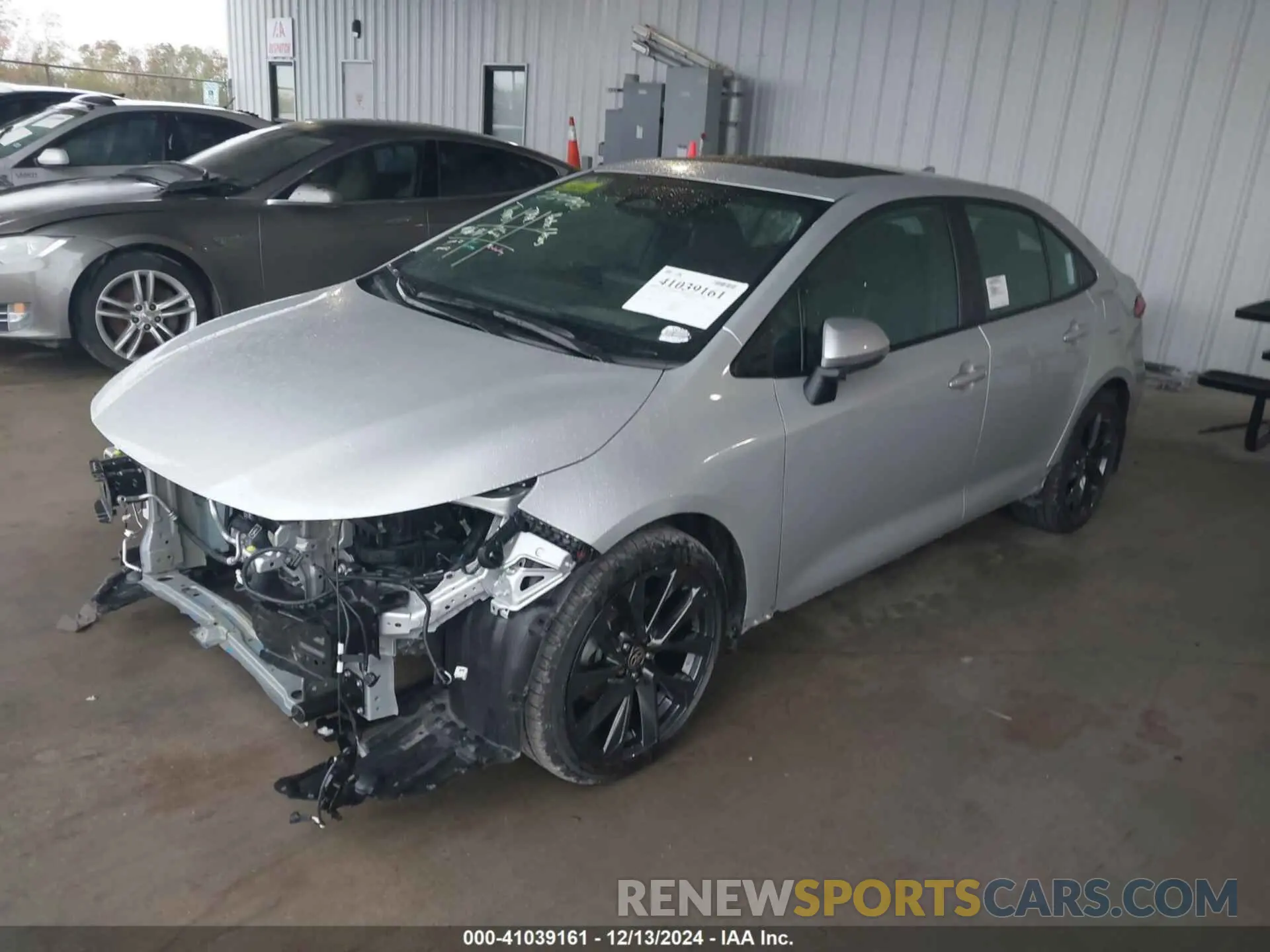 2 fotografías del automóvil dañado 5YFP4MCE5RP185764 TOYOTA COROLLA 2024