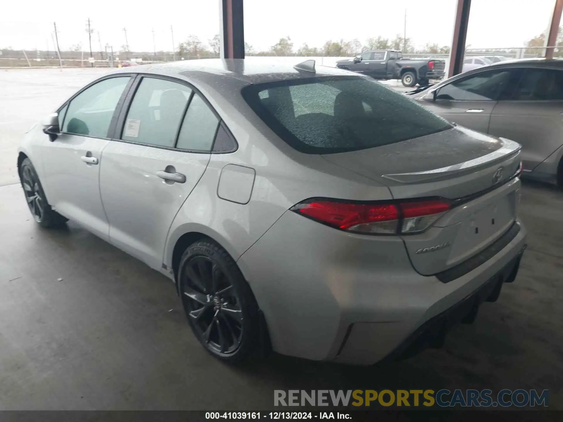 3 fotografías del automóvil dañado 5YFP4MCE5RP185764 TOYOTA COROLLA 2024