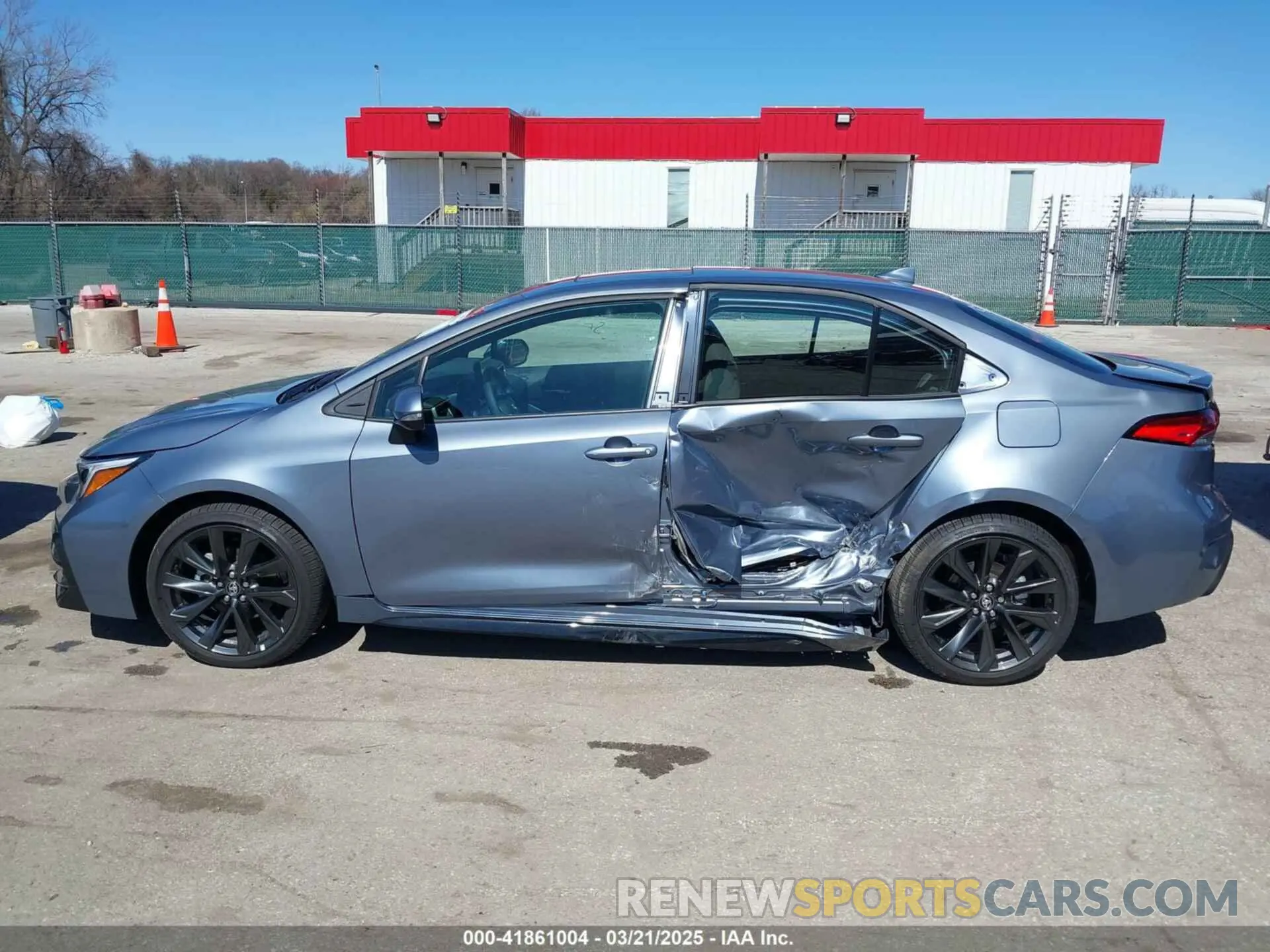 14 fotografías del automóvil dañado 5YFP4MCE5RP213823 TOYOTA COROLLA 2024