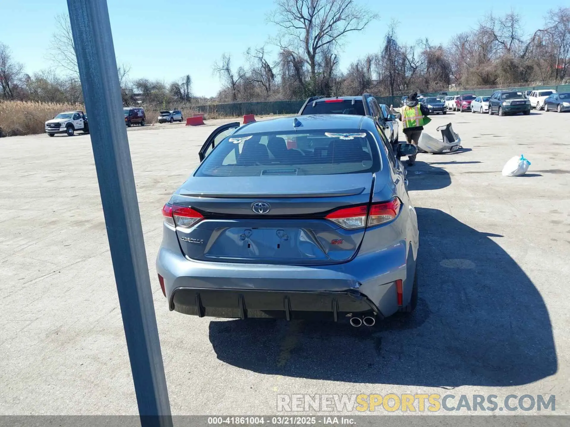 16 fotografías del automóvil dañado 5YFP4MCE5RP213823 TOYOTA COROLLA 2024