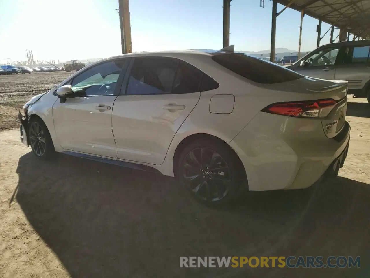 2 fotografías del automóvil dañado 5YFP4MCE6RP180816 TOYOTA COROLLA 2024