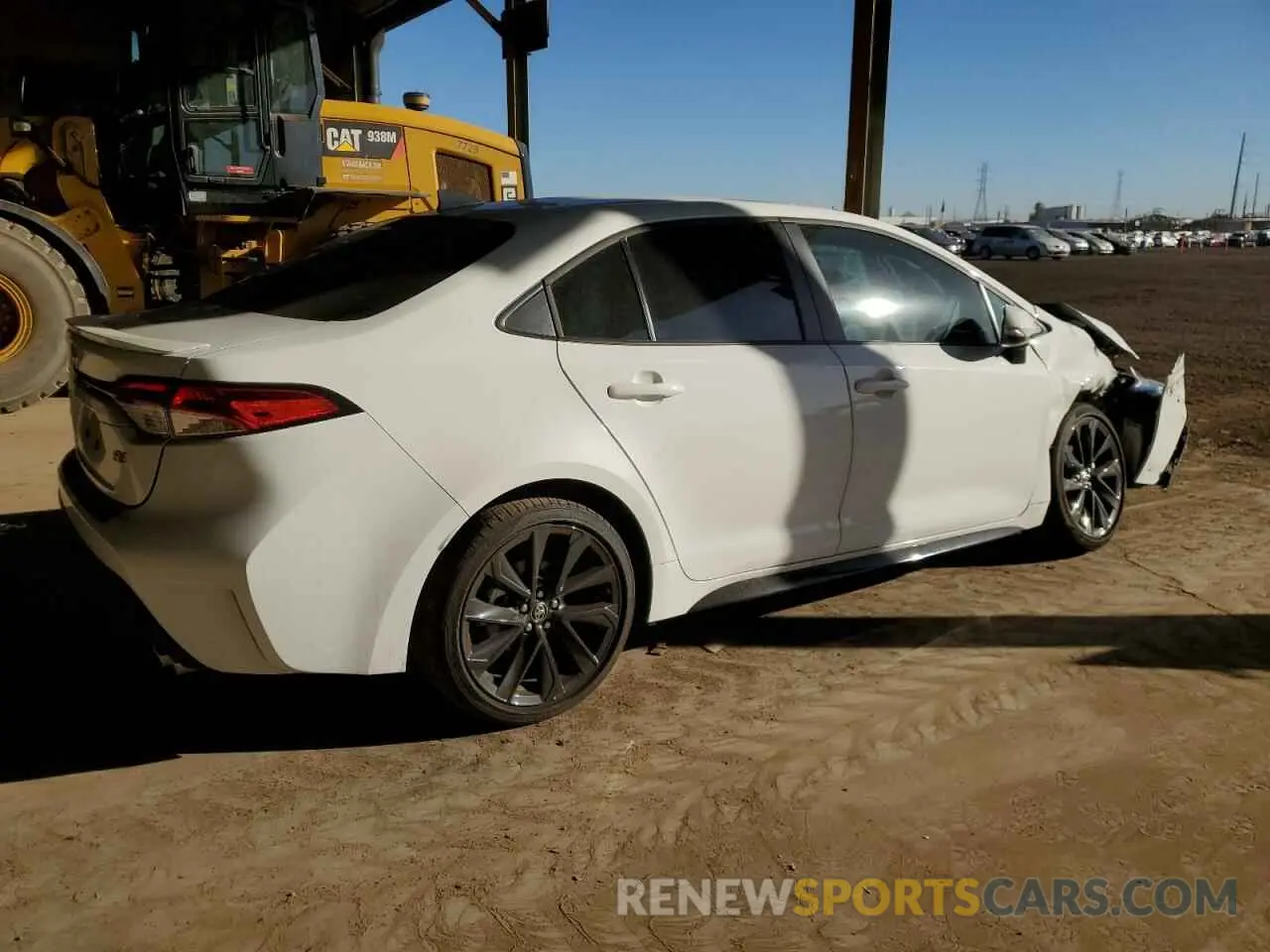 3 fotografías del automóvil dañado 5YFP4MCE6RP180816 TOYOTA COROLLA 2024