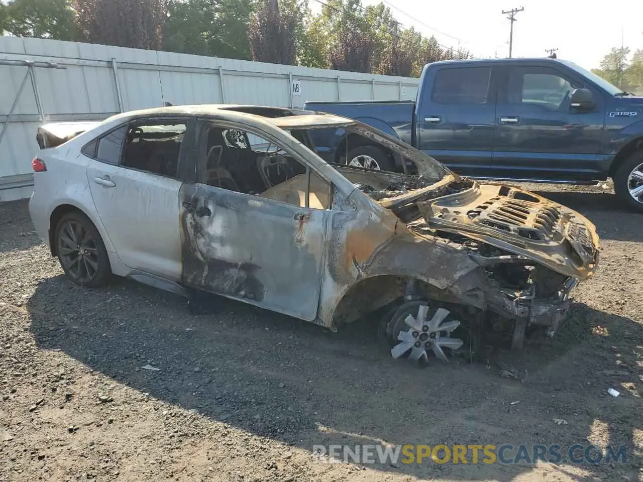 4 fotografías del automóvil dañado 5YFP4MCE7RP196622 TOYOTA COROLLA 2024