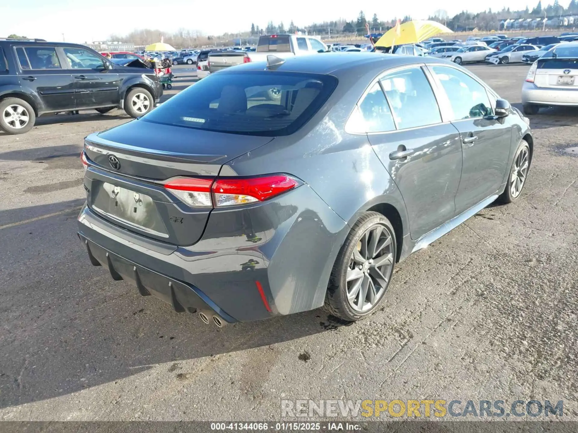 4 fotografías del automóvil dañado 5YFP4MCE9RP214196 TOYOTA COROLLA 2024