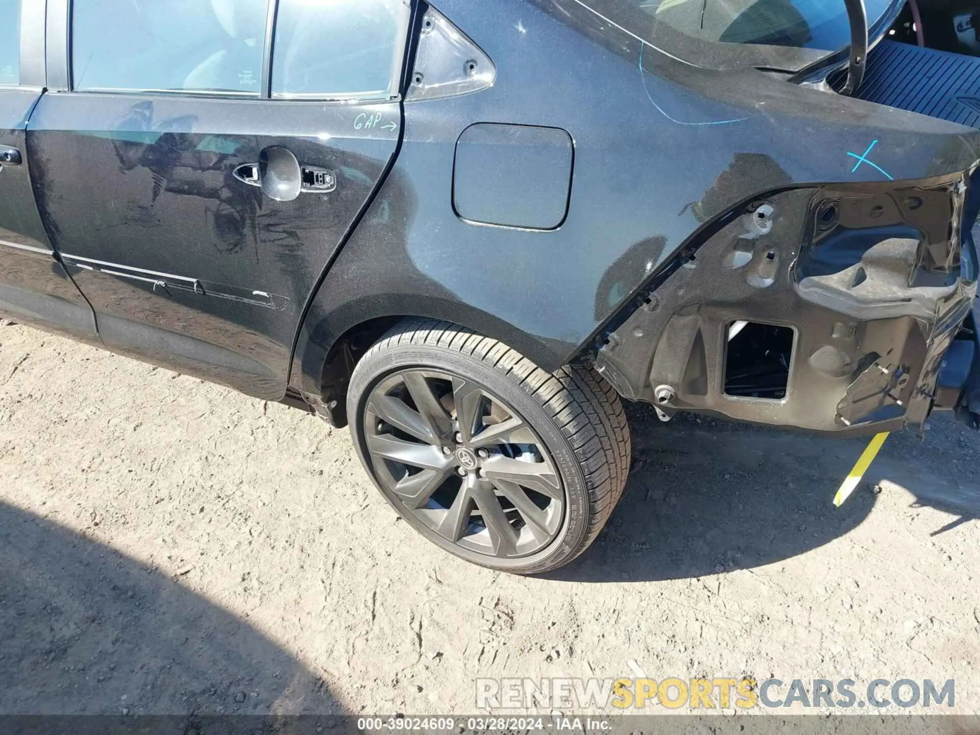 17 fotografías del automóvil dañado 5YFP4MCEXRP170256 TOYOTA COROLLA 2024