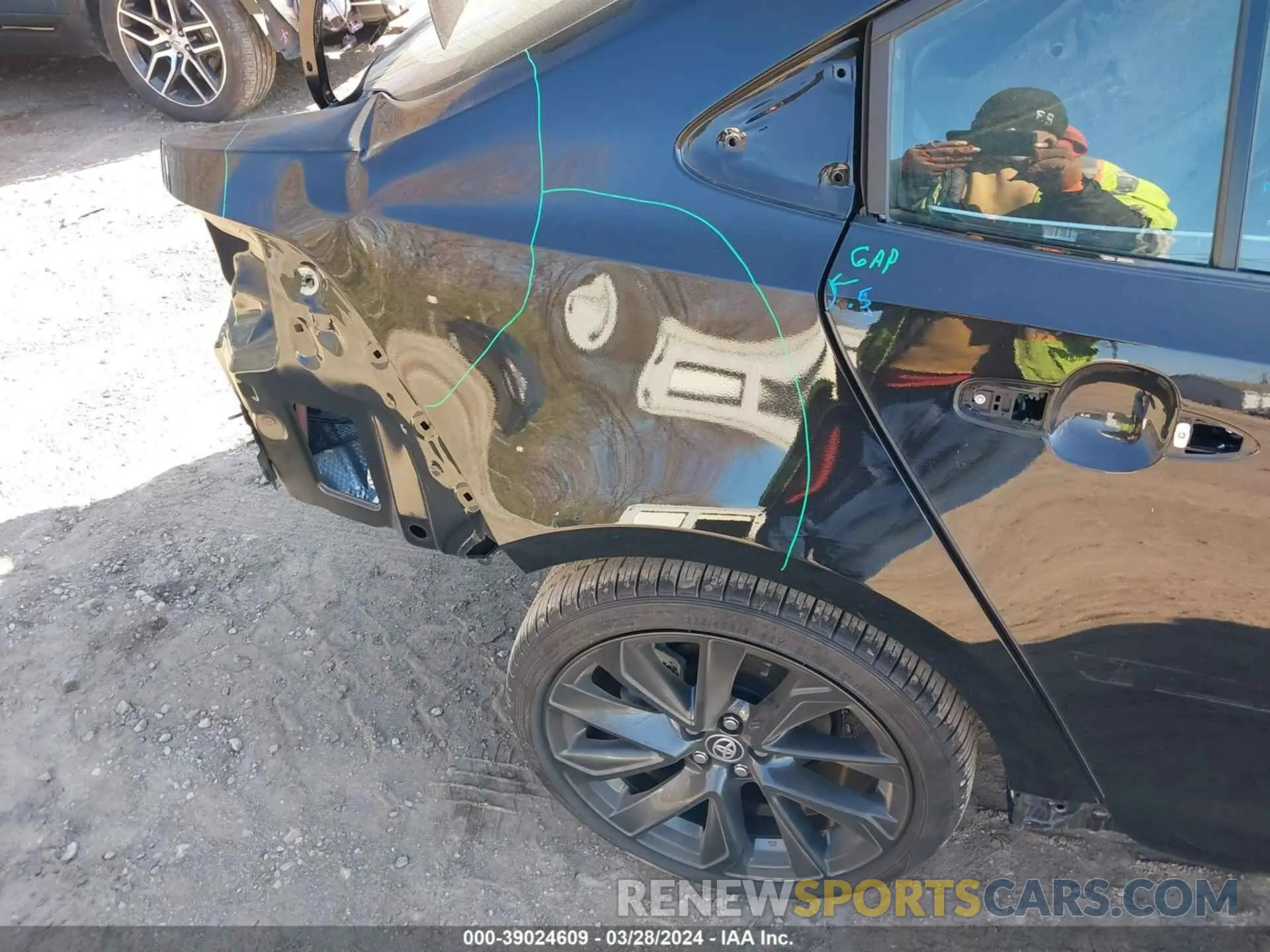 18 fotografías del automóvil dañado 5YFP4MCEXRP170256 TOYOTA COROLLA 2024