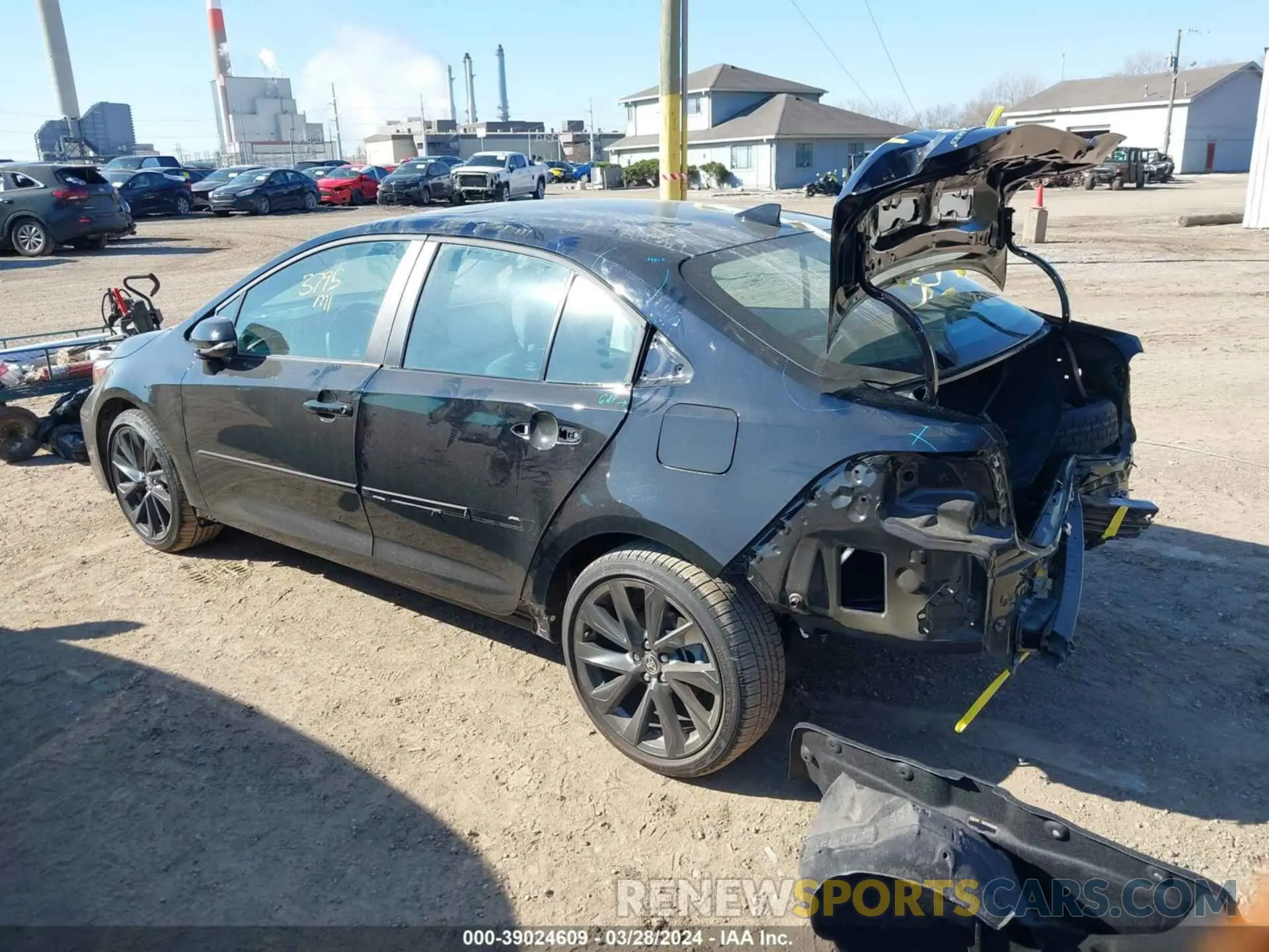 3 fotografías del automóvil dañado 5YFP4MCEXRP170256 TOYOTA COROLLA 2024