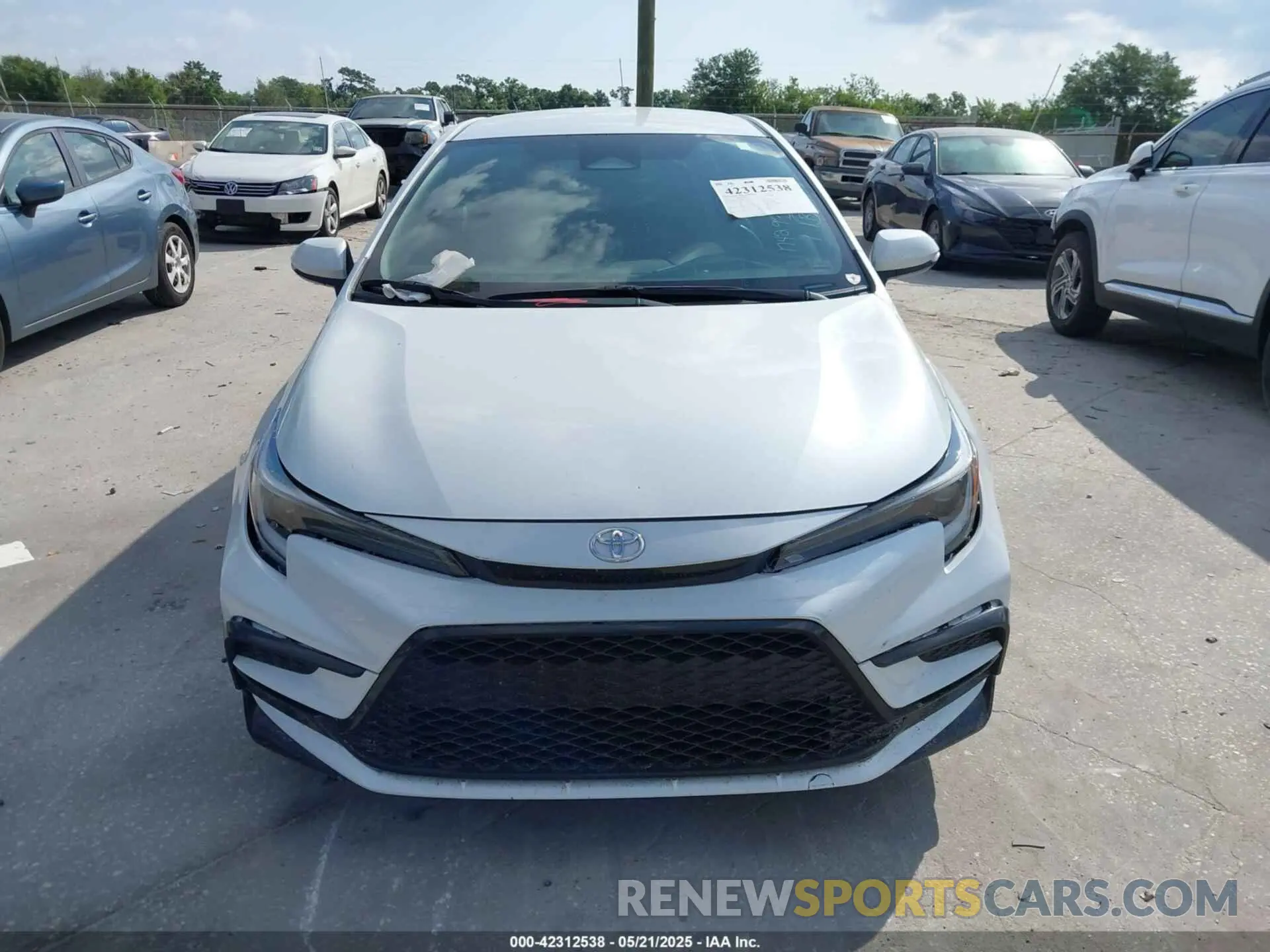 12 fotografías del automóvil dañado 5YFS4MCE0RP174293 TOYOTA COROLLA 2024