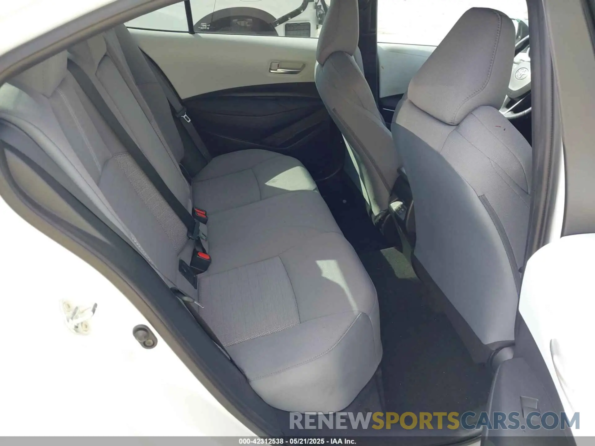 8 fotografías del automóvil dañado 5YFS4MCE0RP174293 TOYOTA COROLLA 2024