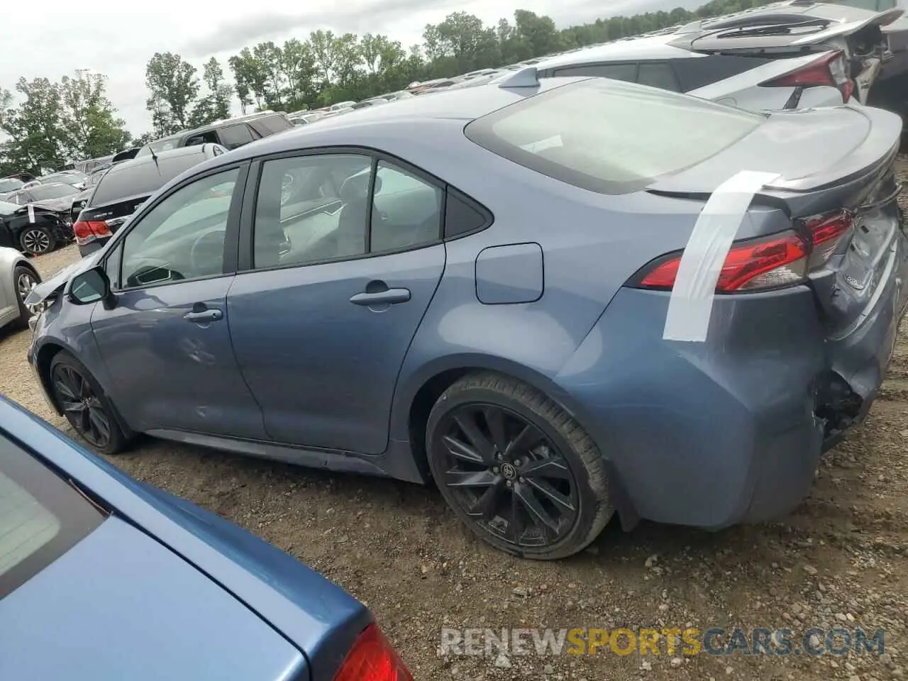 2 fotografías del automóvil dañado 5YFS4MCE2RP187286 TOYOTA COROLLA 2024