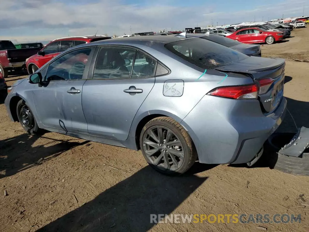2 fotografías del automóvil dañado 5YFS4MCE3RP192240 TOYOTA COROLLA 2024