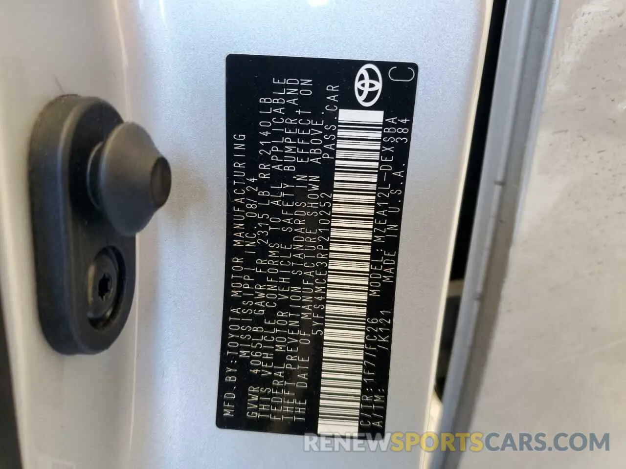 12 fotografías del automóvil dañado 5YFS4MCE3RP210252 TOYOTA COROLLA 2024