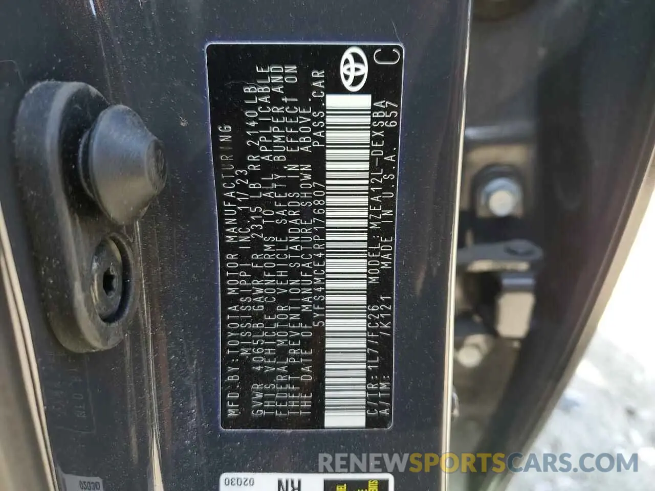 12 fotografías del automóvil dañado 5YFS4MCE4RP176807 TOYOTA COROLLA 2024