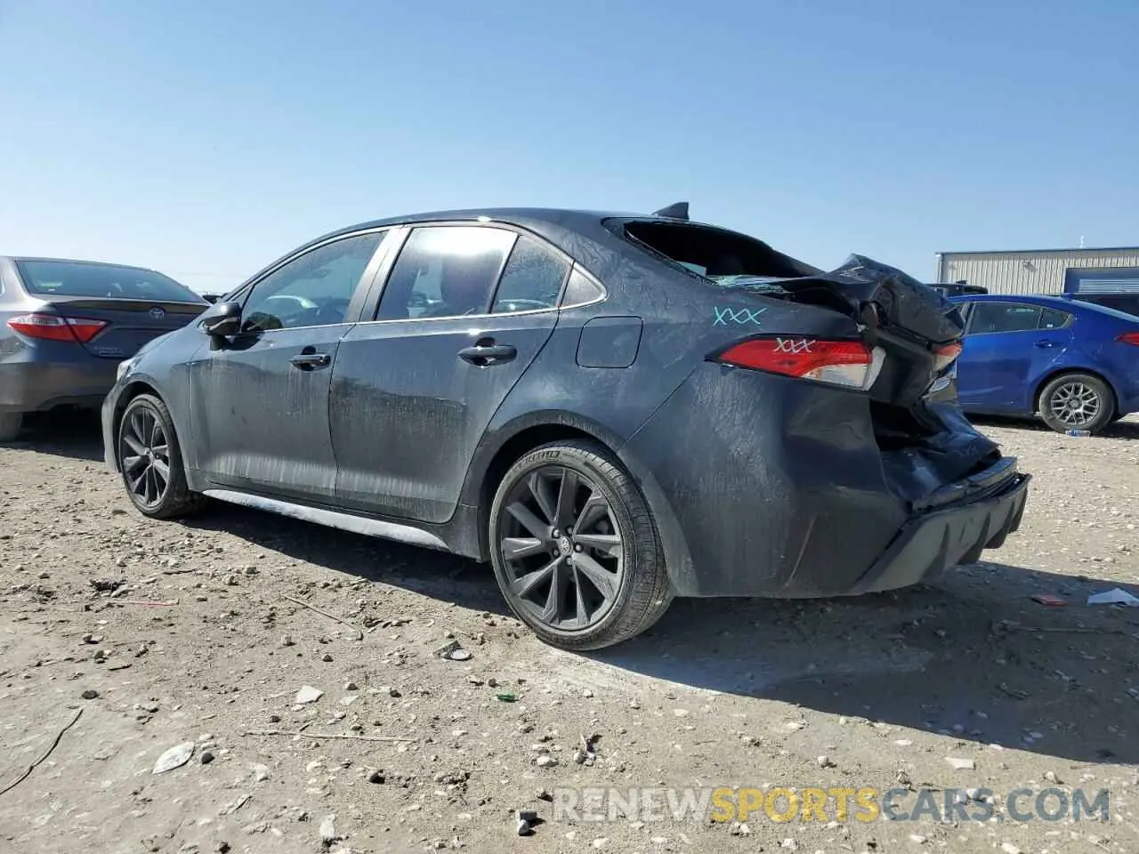 2 fotografías del automóvil dañado 5YFS4MCE4RP176807 TOYOTA COROLLA 2024