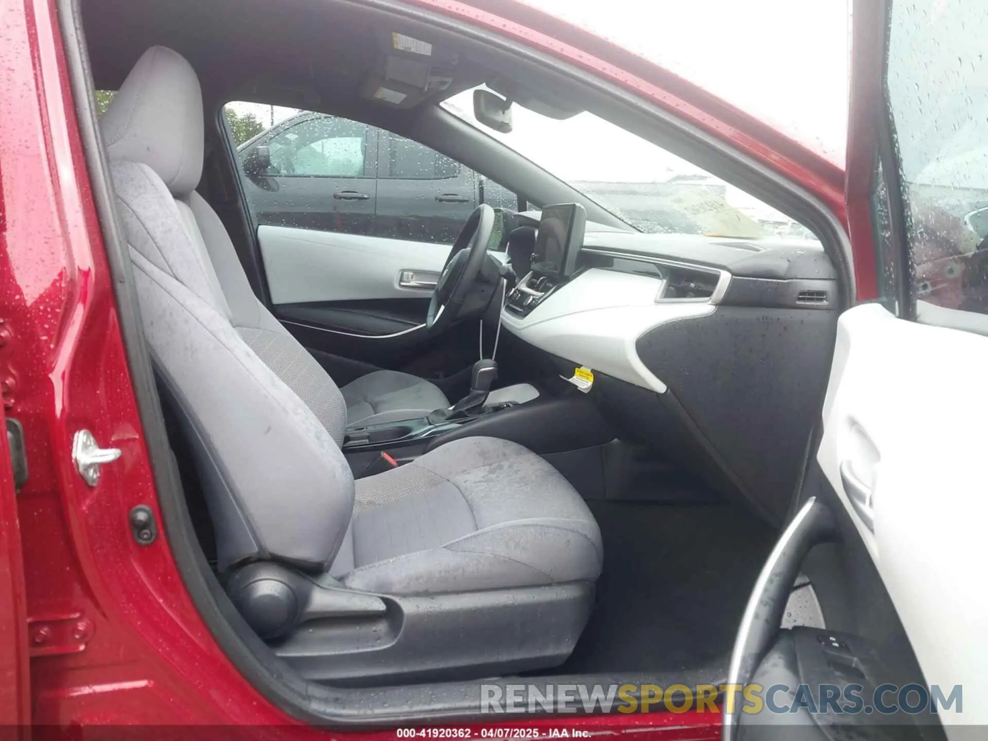5 fotografías del automóvil dañado 5YFS4MCE4RP195003 TOYOTA COROLLA 2024