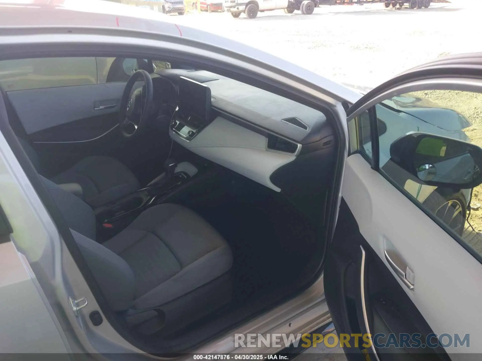 5 fotografías del automóvil dañado 5YFS4MCE4RP215444 TOYOTA COROLLA 2024