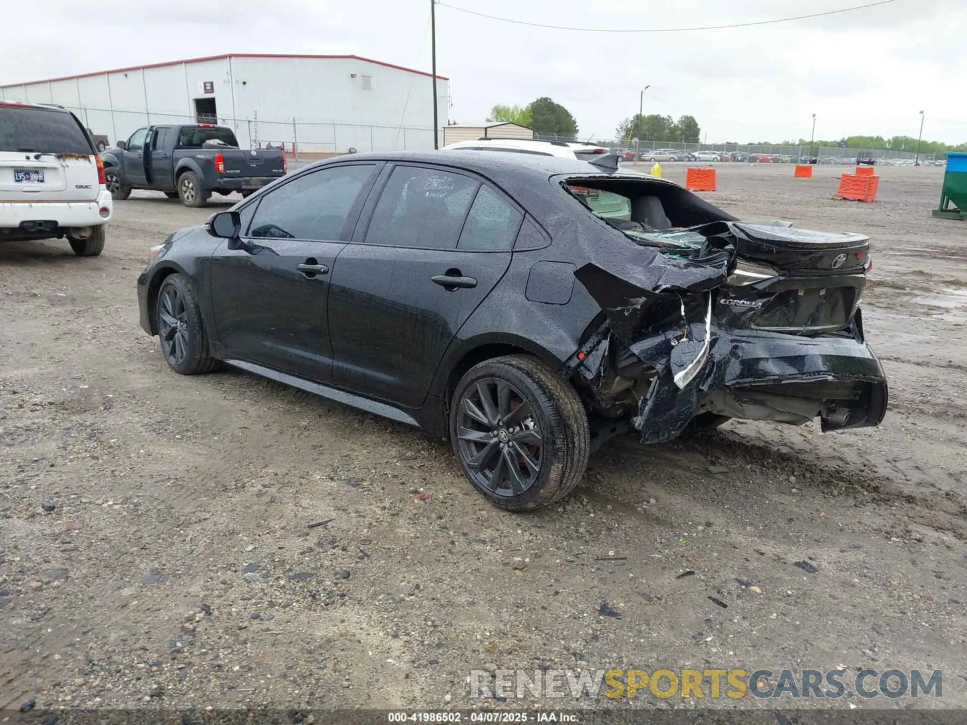 3 fotografías del automóvil dañado 5YFS4MCE5RP175794 TOYOTA COROLLA 2024