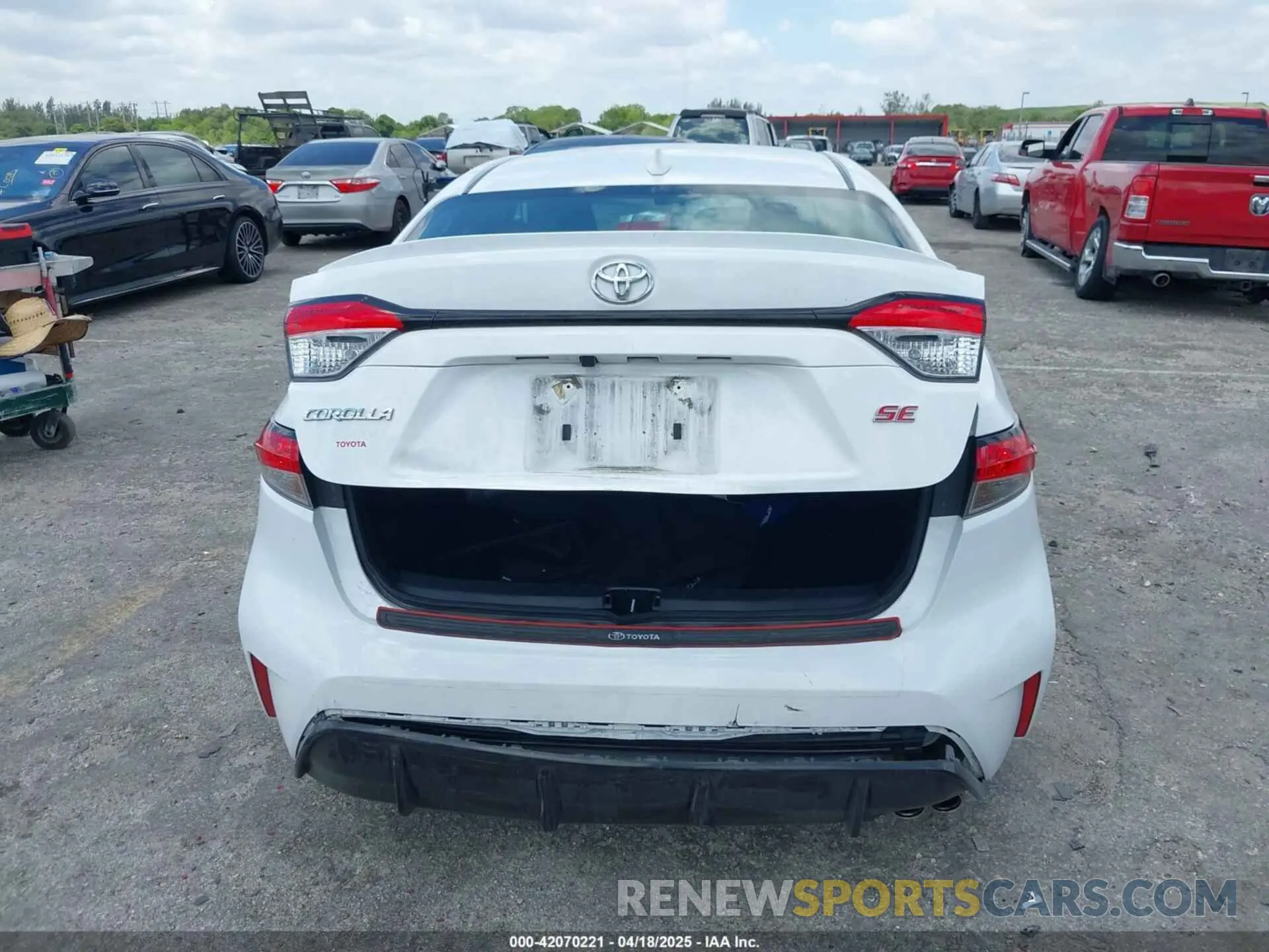 16 fotografías del automóvil dañado 5YFS4MCE5RP182874 TOYOTA COROLLA 2024