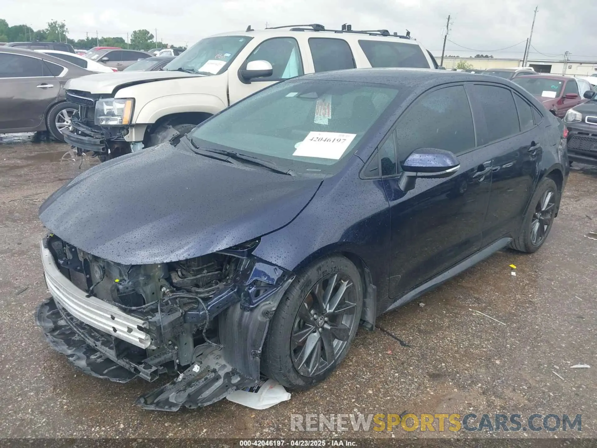 2 fotografías del automóvil dañado 5YFS4MCE5RP195978 TOYOTA COROLLA 2024
