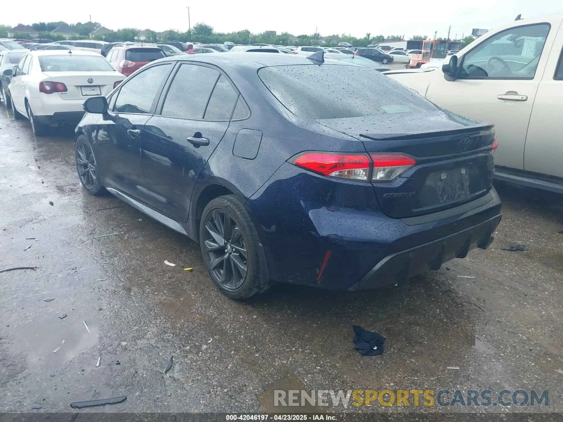 3 fotografías del automóvil dañado 5YFS4MCE5RP195978 TOYOTA COROLLA 2024