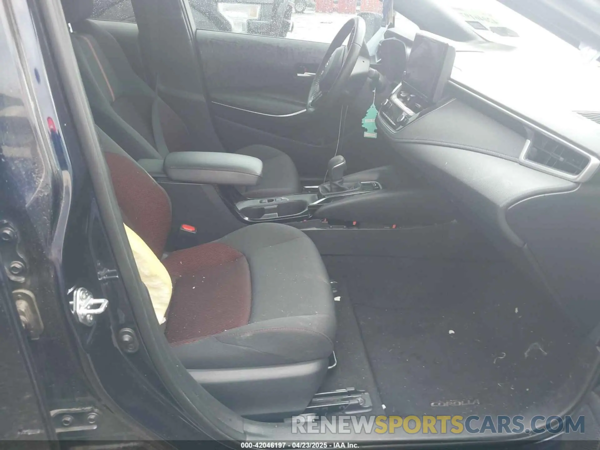 5 fotografías del automóvil dañado 5YFS4MCE5RP195978 TOYOTA COROLLA 2024