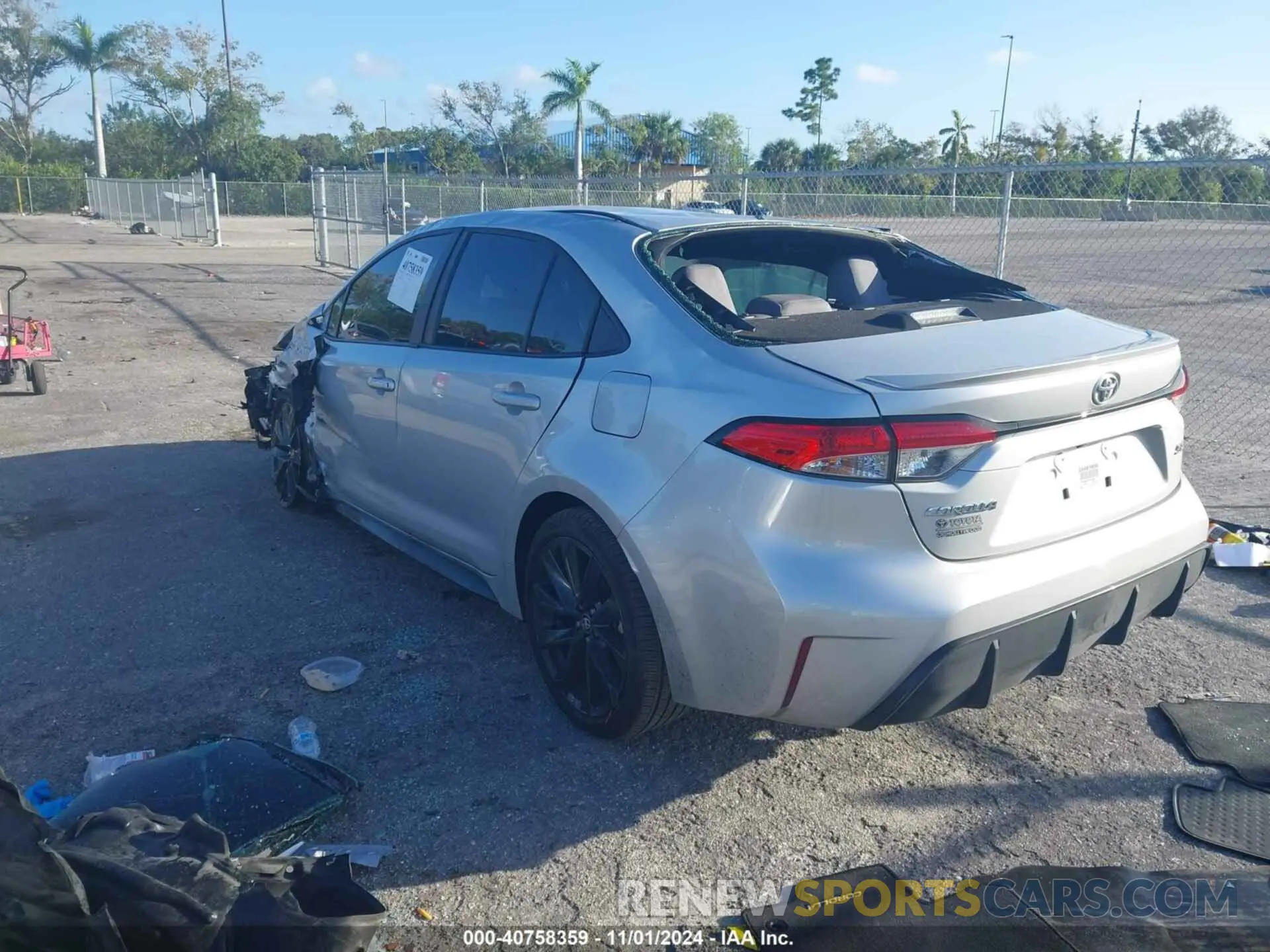 3 fotografías del automóvil dañado 5YFS4MCE7RP190801 TOYOTA COROLLA 2024
