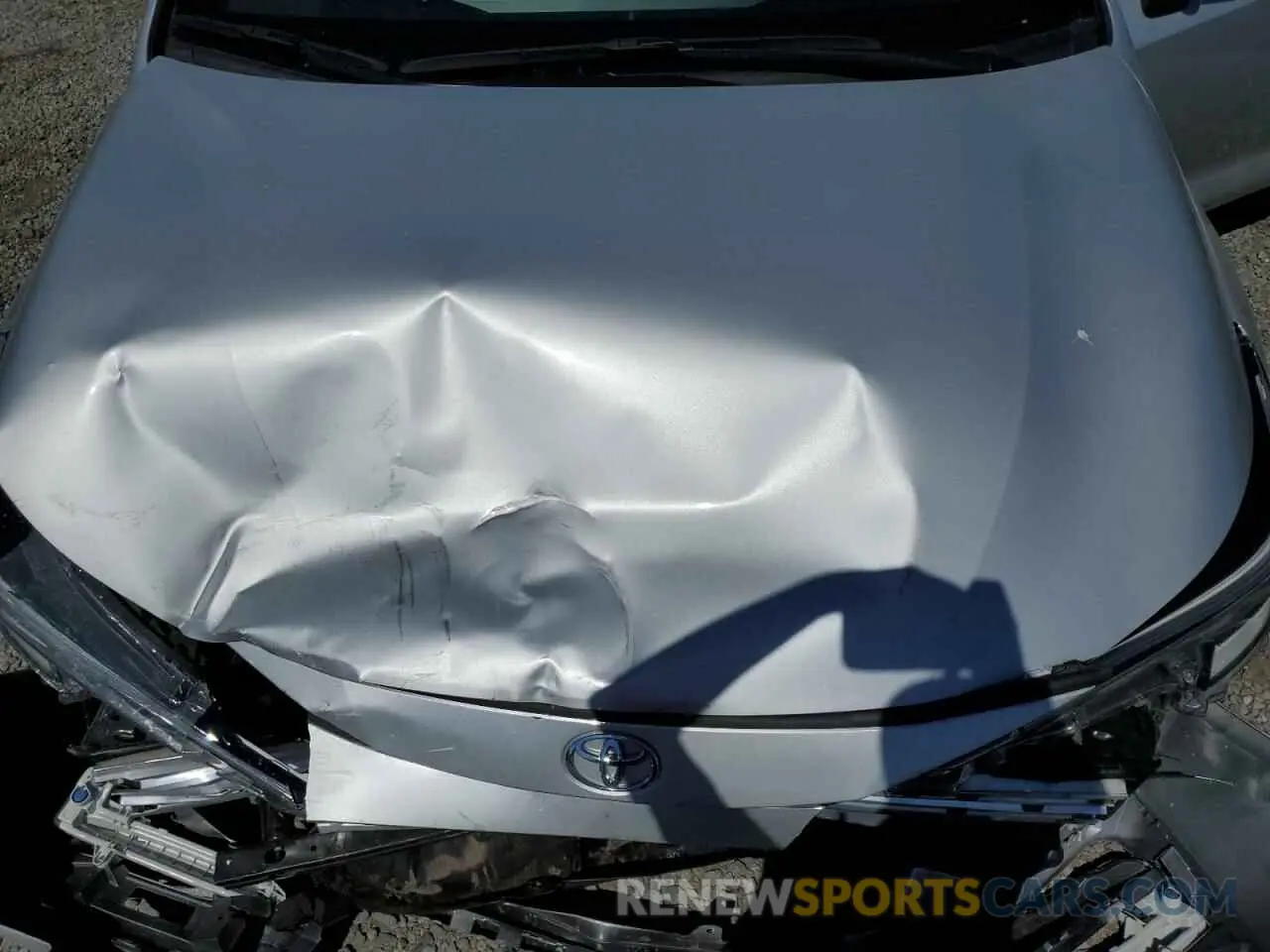 12 fotografías del automóvil dañado 5YFS4MCE8RP170802 TOYOTA COROLLA 2024