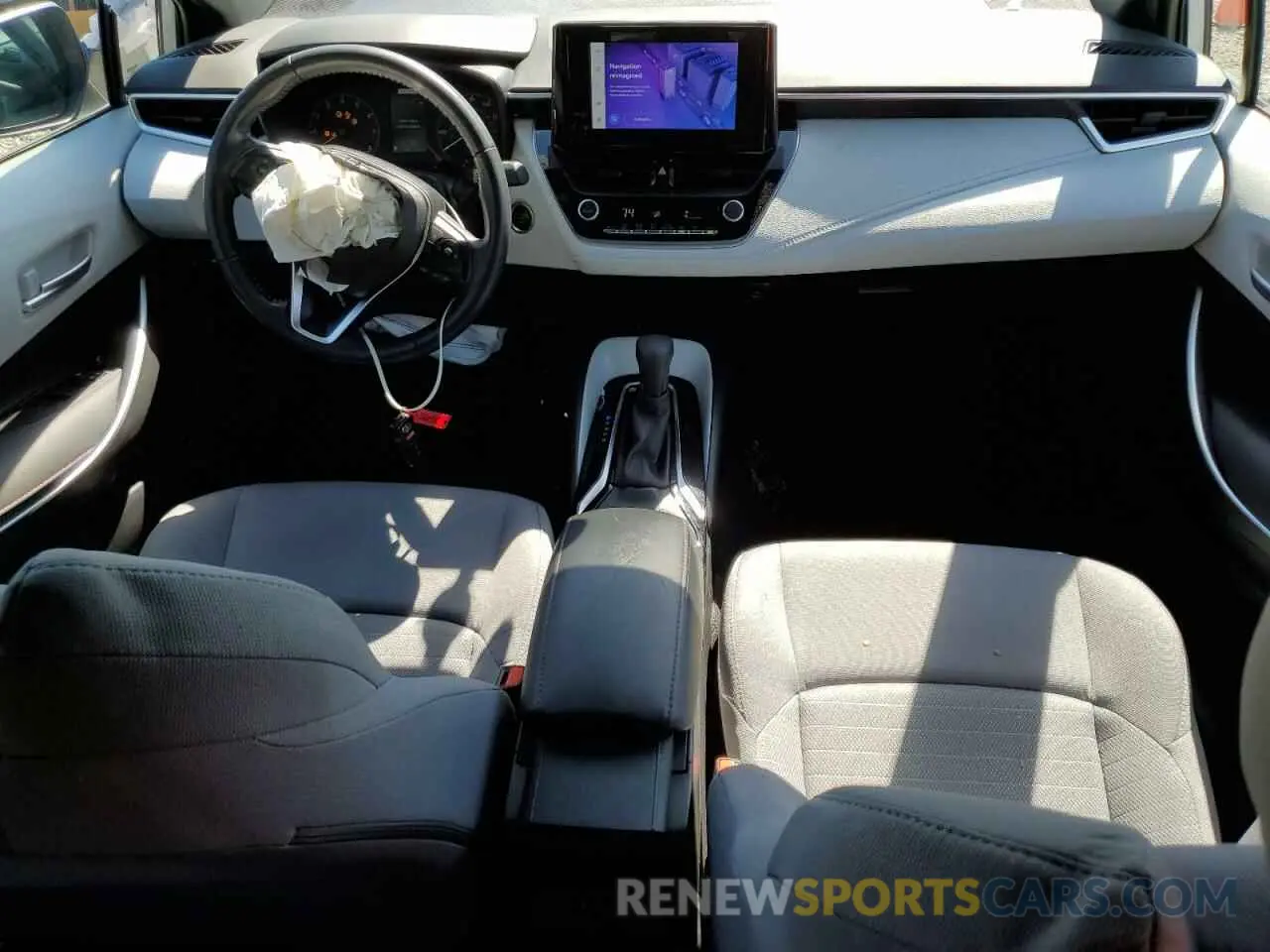 8 fotografías del automóvil dañado 5YFS4MCE8RP170802 TOYOTA COROLLA 2024