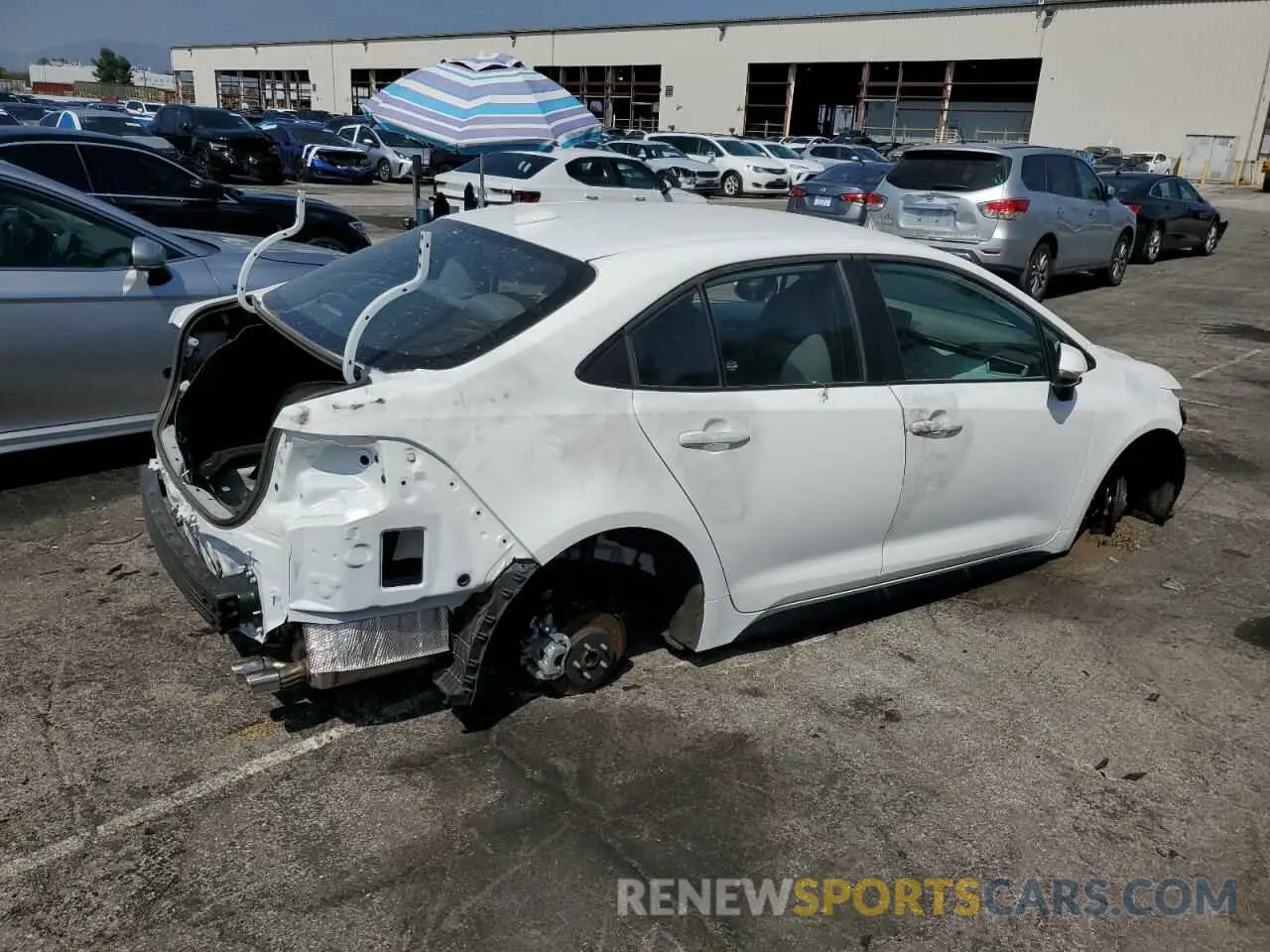 3 fotografías del automóvil dañado 5YFS4MCE8RP215544 TOYOTA COROLLA 2024