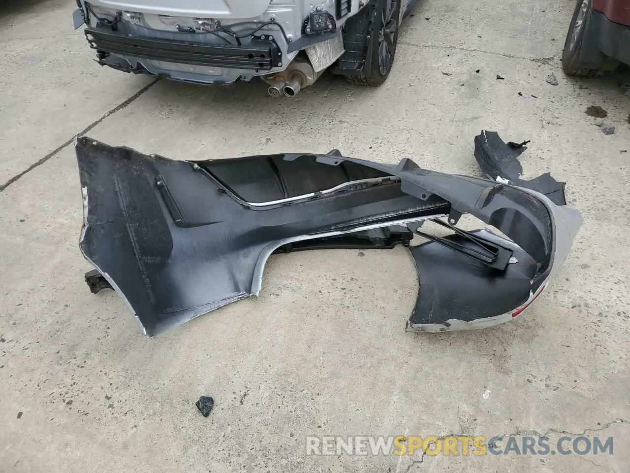 12 fotografías del automóvil dañado 5YFT4MCE5RP190901 TOYOTA COROLLA 2024