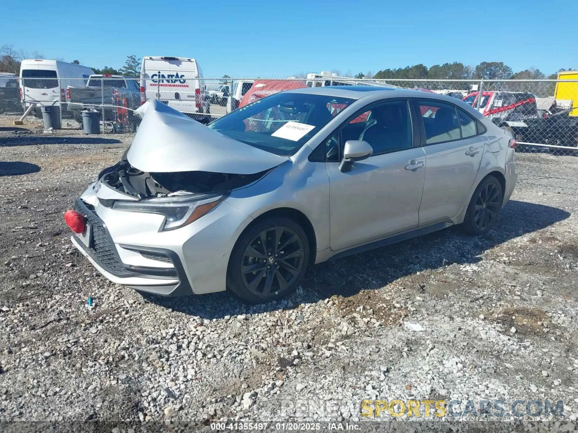 2 fotografías del automóvil dañado 5YFT4MCE6RP174657 TOYOTA COROLLA 2024
