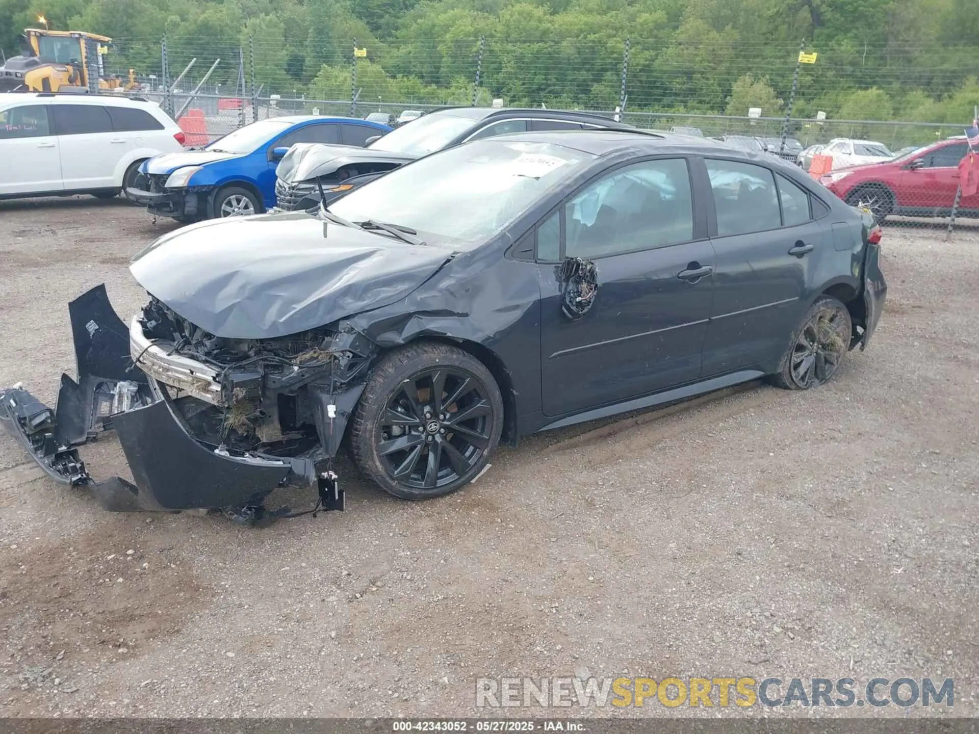 2 fotografías del automóvil dañado 5YFT4MCE9RP173292 TOYOTA COROLLA 2024