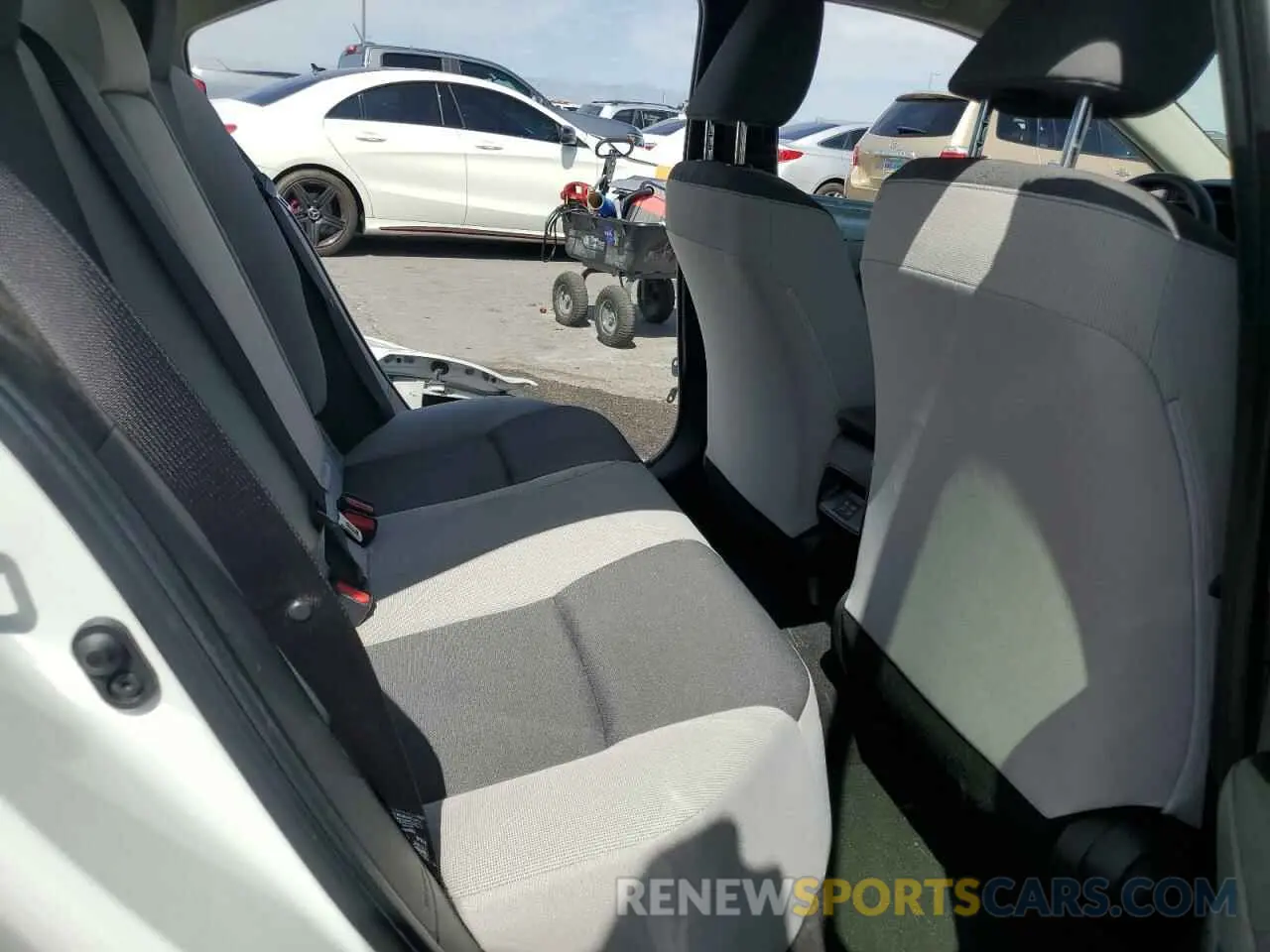 10 fotografías del automóvil dañado JTDB4MEE1R3024165 TOYOTA COROLLA 2024