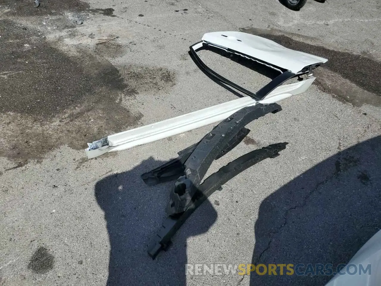 12 fotografías del automóvil dañado JTDB4MEE1R3024165 TOYOTA COROLLA 2024