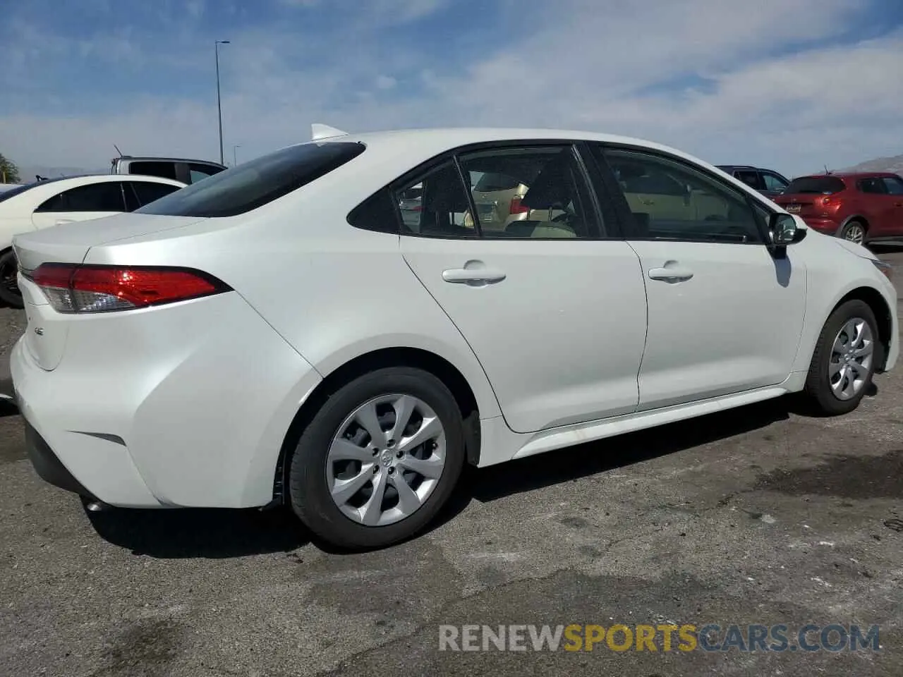 3 fotografías del automóvil dañado JTDB4MEE1R3024165 TOYOTA COROLLA 2024
