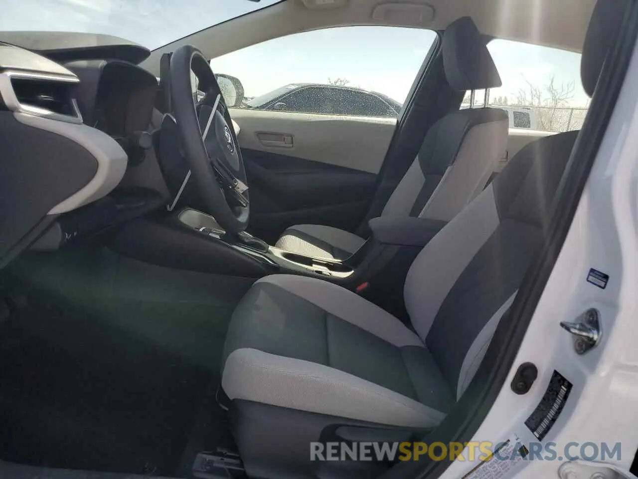 7 fotografías del automóvil dañado JTDB4MEE1R3024165 TOYOTA COROLLA 2024