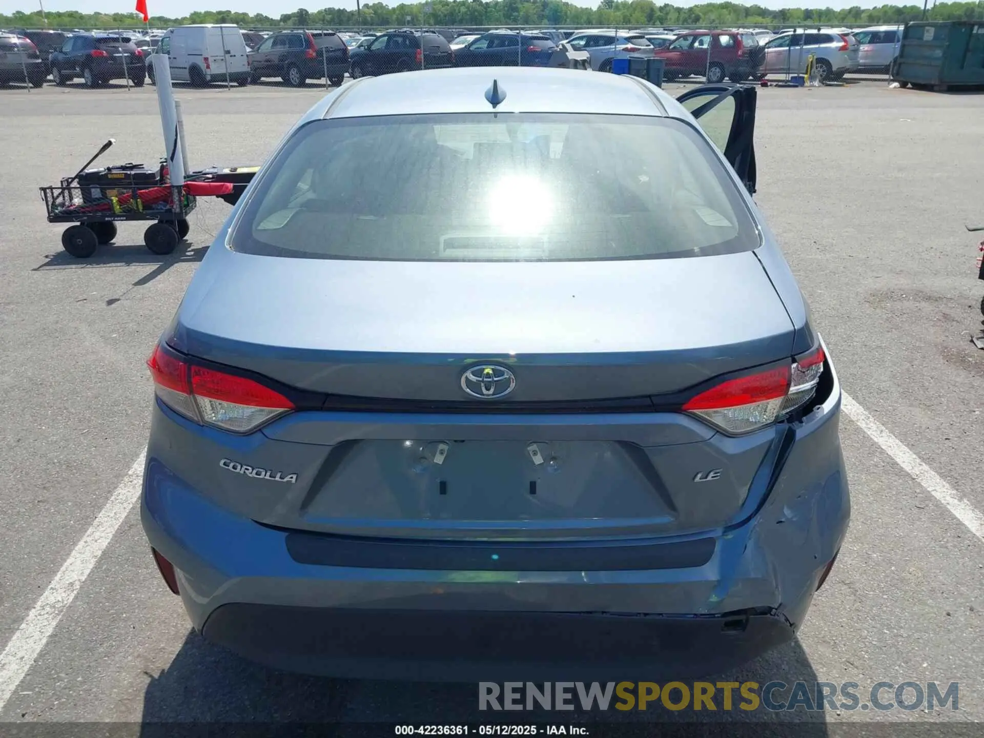 16 fotografías del automóvil dañado JTDB4MEE2R3019220 TOYOTA COROLLA 2024