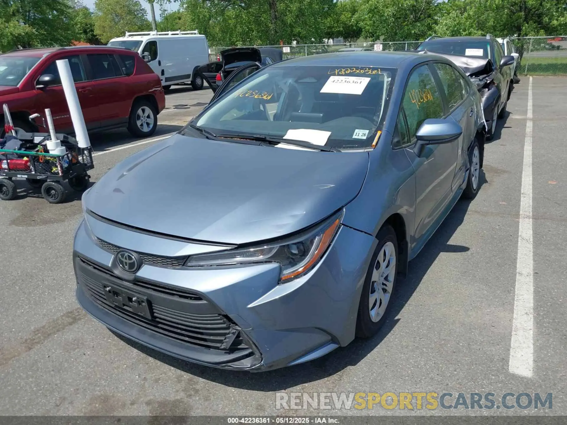 2 fotografías del automóvil dañado JTDB4MEE2R3019220 TOYOTA COROLLA 2024