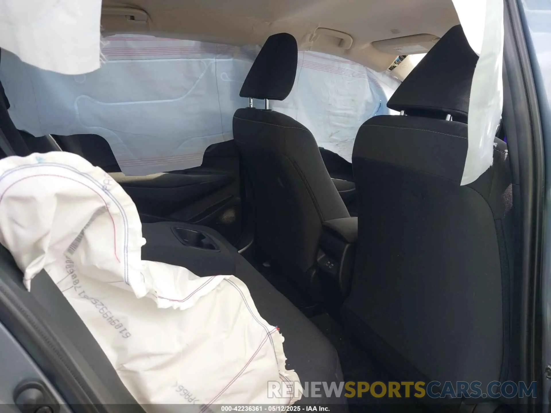 8 fotografías del automóvil dañado JTDB4MEE2R3019220 TOYOTA COROLLA 2024