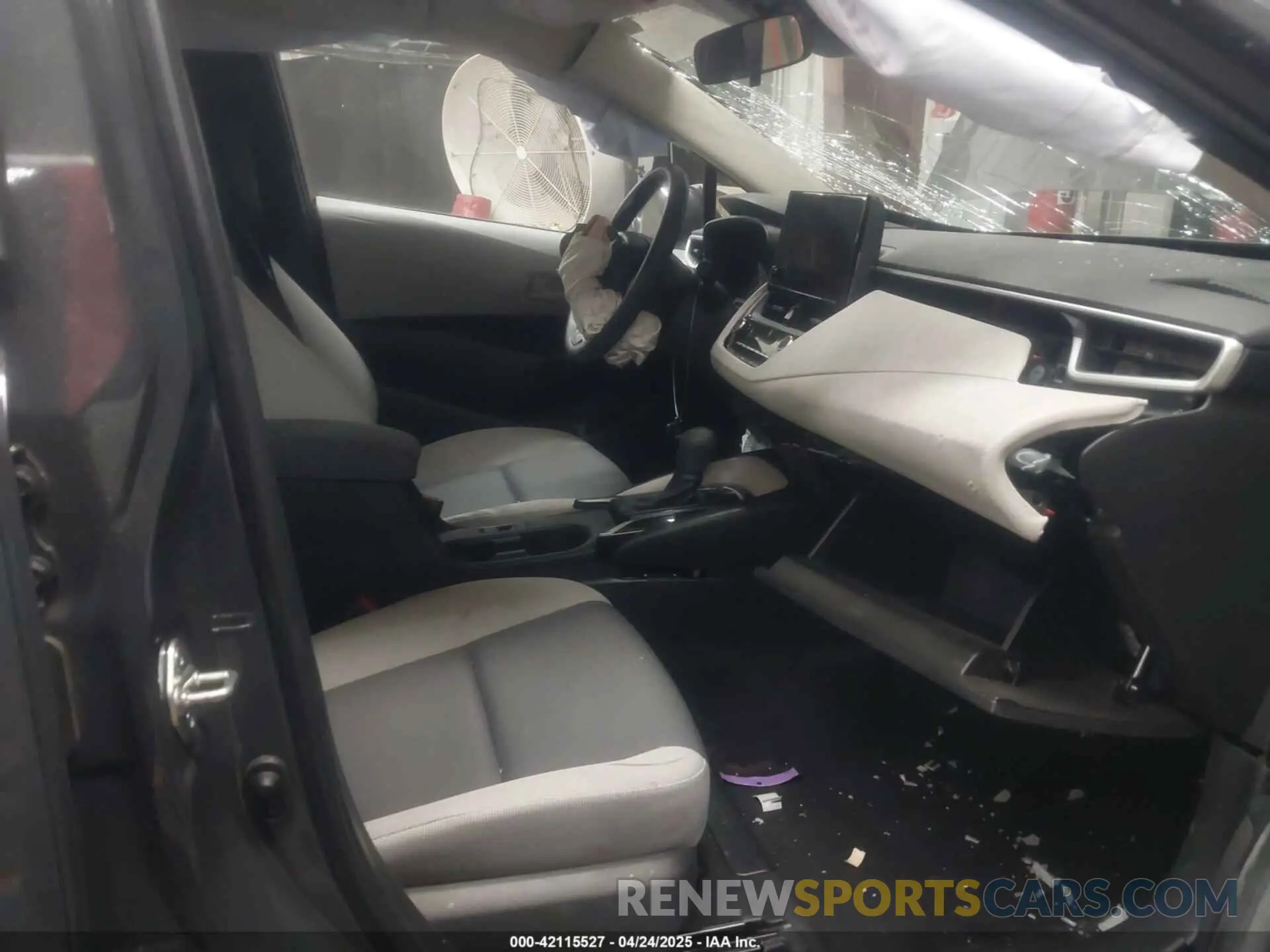 5 fotografías del automóvil dañado JTDB4MEE2R3024711 TOYOTA COROLLA 2024