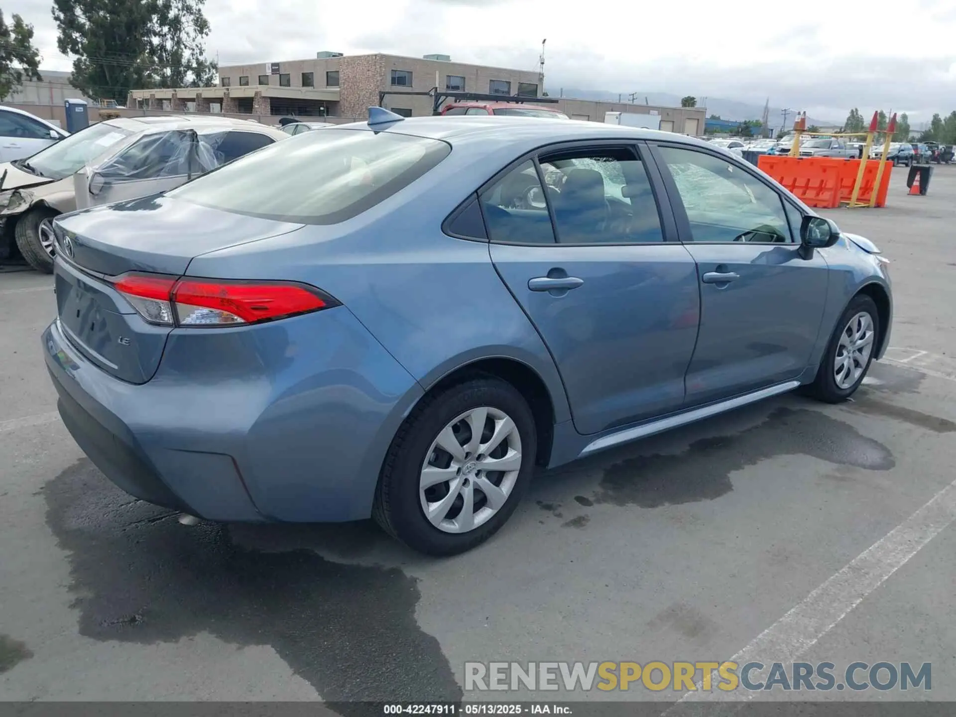 4 fotografías del automóvil dañado JTDB4MEE2RJ015924 TOYOTA COROLLA 2024