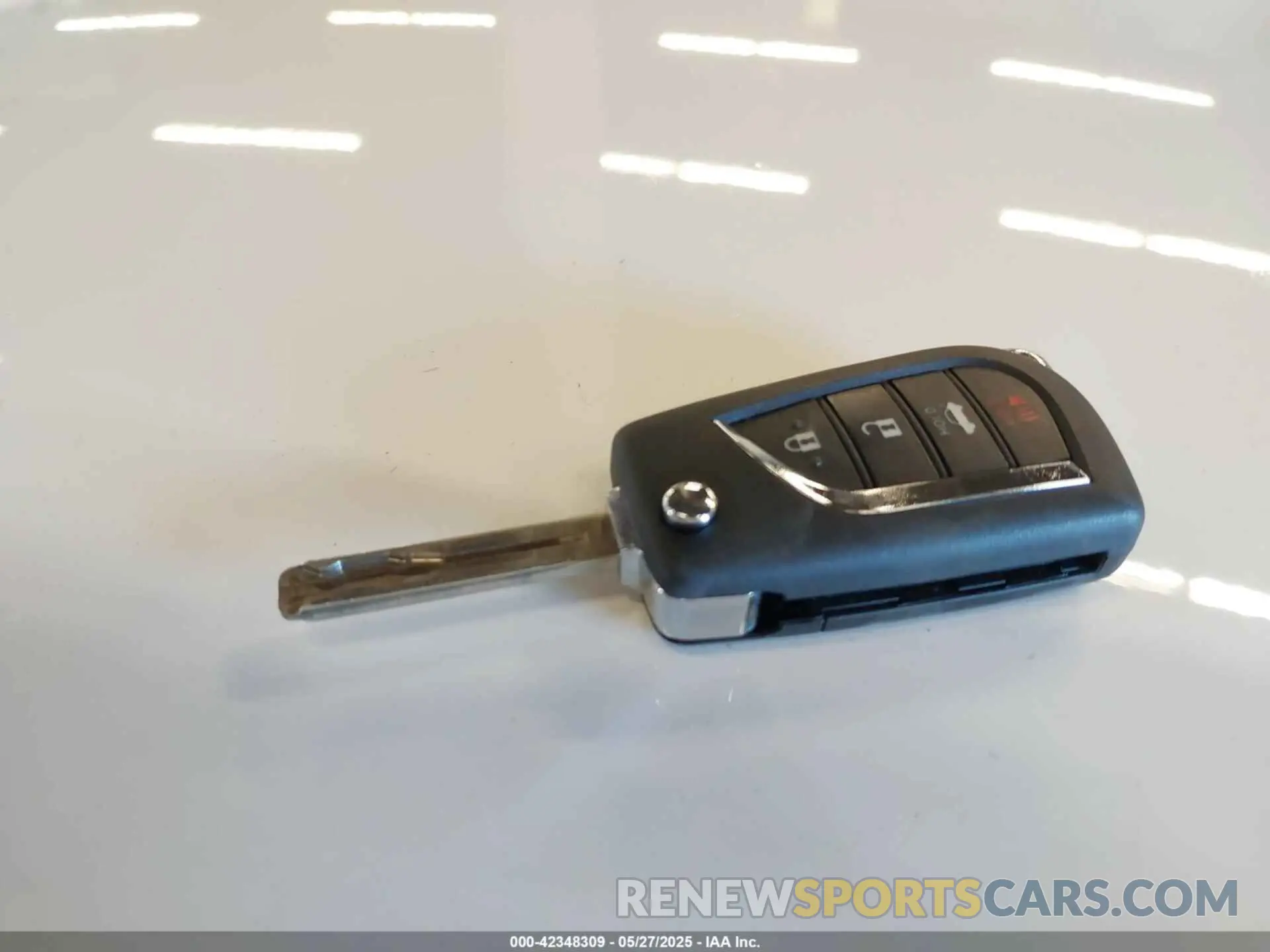 11 fotografías del automóvil dañado JTDB4MEE2RJ016958 TOYOTA COROLLA 2024