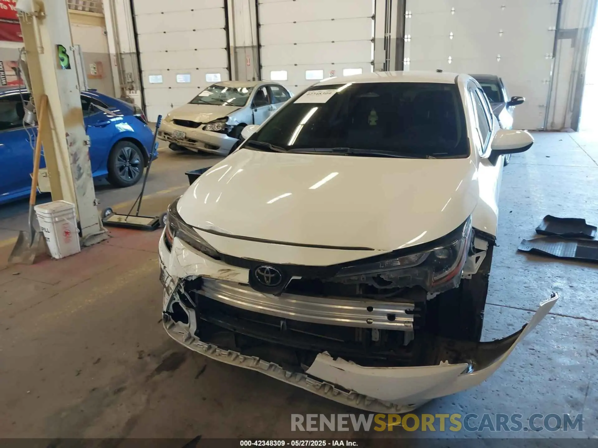 13 fotografías del automóvil dañado JTDB4MEE2RJ016958 TOYOTA COROLLA 2024