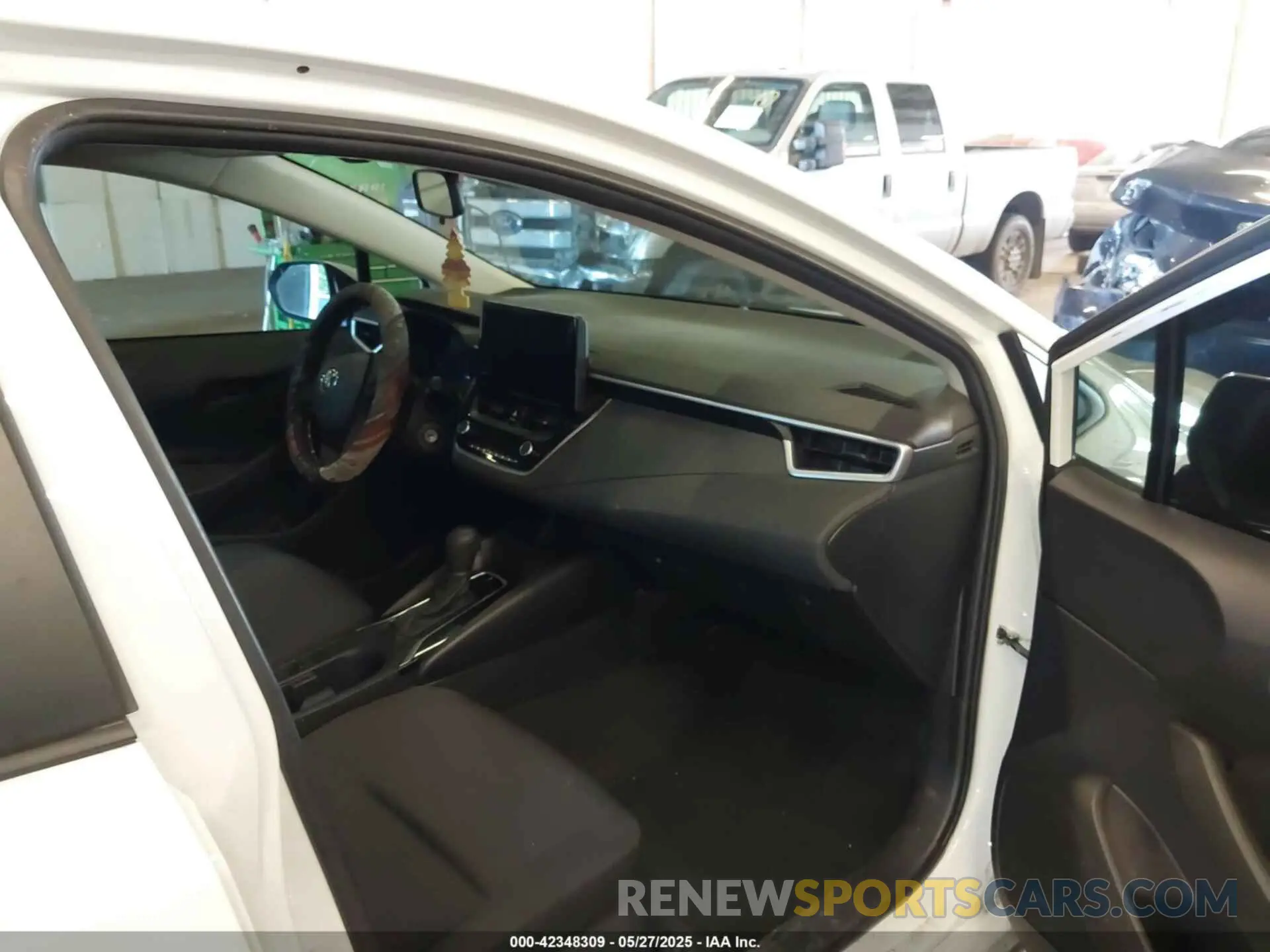 5 fotografías del automóvil dañado JTDB4MEE2RJ016958 TOYOTA COROLLA 2024