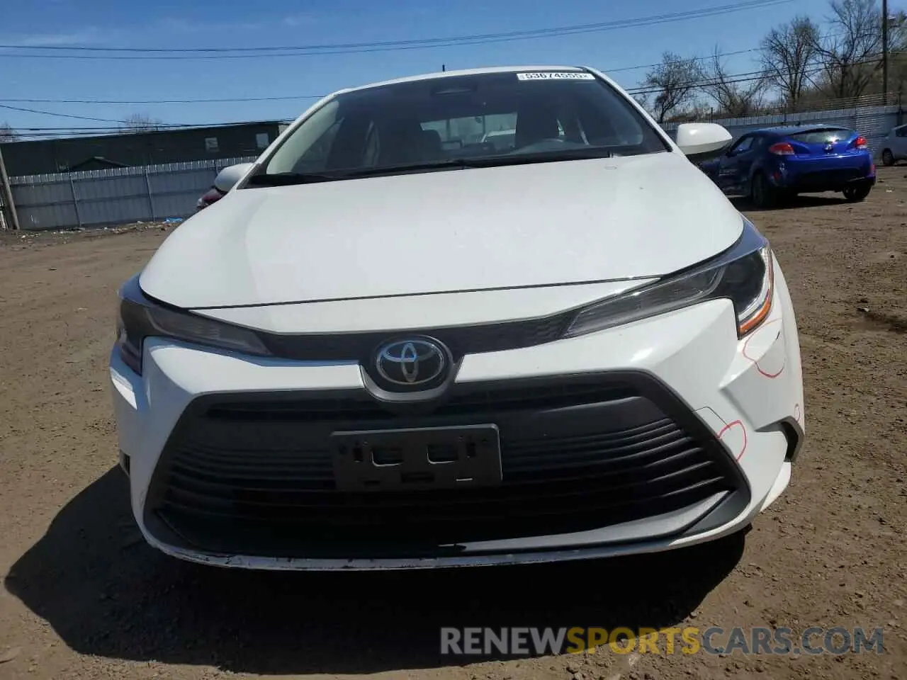 5 fotografías del automóvil dañado JTDB4MEE3R3017248 TOYOTA COROLLA 2024
