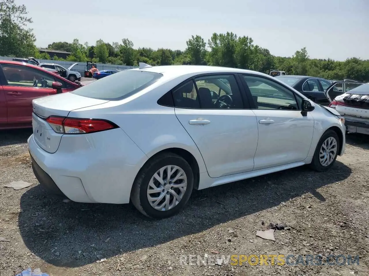 3 fotografías del automóvil dañado JTDB4MEE4R3019378 TOYOTA COROLLA 2024