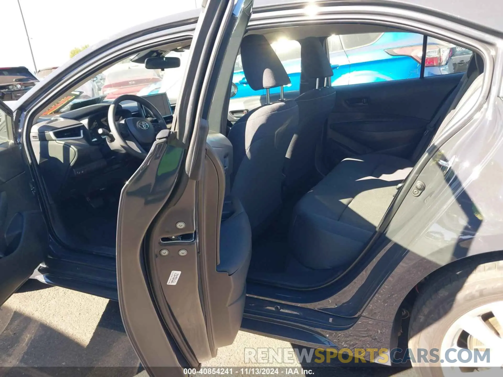 8 fotografías del automóvil dañado JTDB4MEE5R3019664 TOYOTA COROLLA 2024
