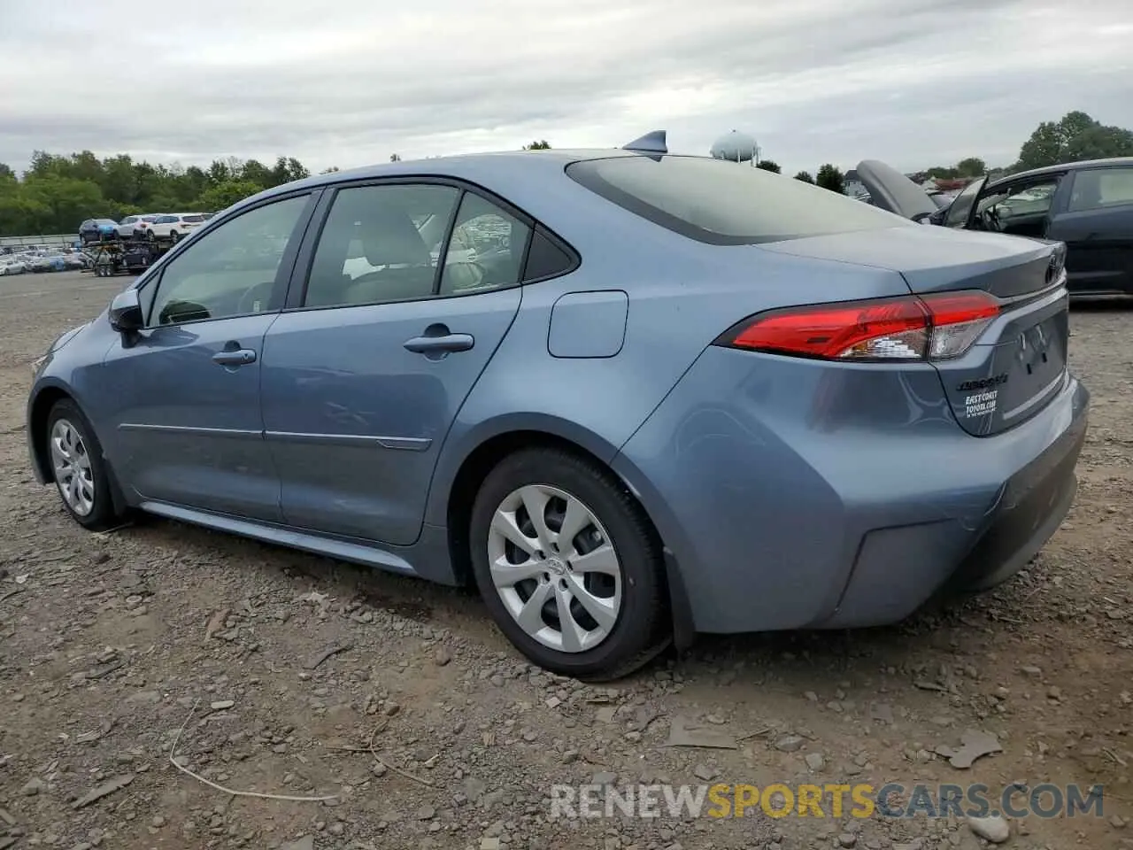 2 fotografías del automóvil dañado JTDB4MEE5R3019857 TOYOTA COROLLA 2024