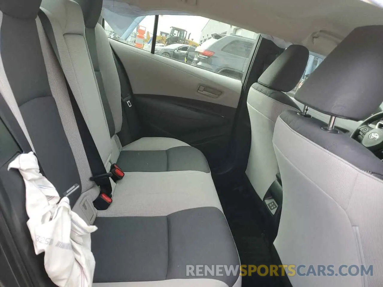 10 fotografías del automóvil dañado JTDB4MEE6R3022413 TOYOTA COROLLA 2024